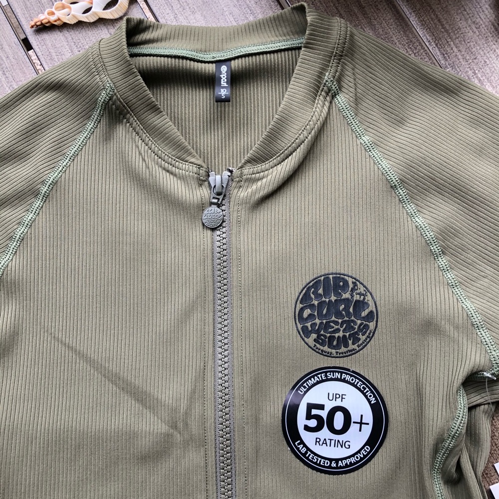 🌴🔆RIP CURL- PREMIUM ZIP UP RASH GURAD🔆🌴 - Picture 8 of 13